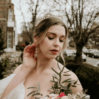 Garter & Veil