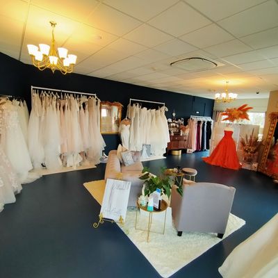 Lara Belle Bridal Boutique