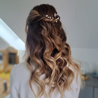 Oh You Pretty Things Bridal Hair