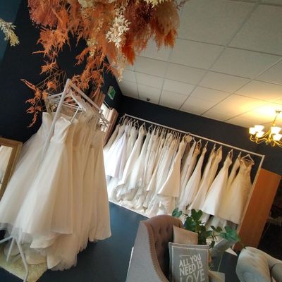 Lara Belle Bridal Boutique