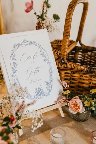 wedding cards and gifts signage