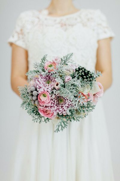 winter wedding bouquets