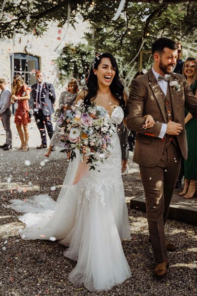 lace and tulle wedding dress