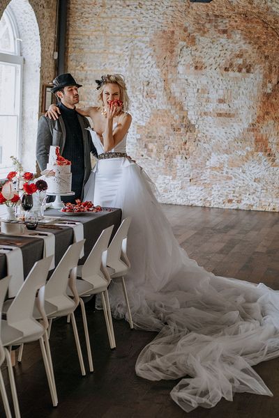 black red and white wedding decor for cruella DeVil inspired wedding inspiration shoot