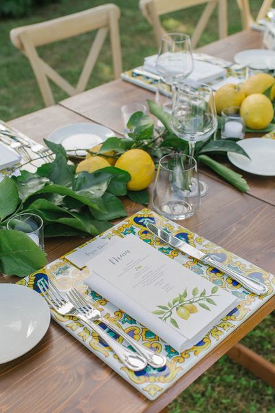 lemon wedding decor