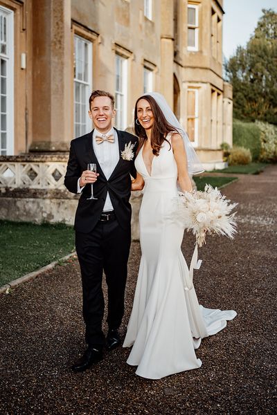 Nonsuch mansion wedding with champagne colour palette