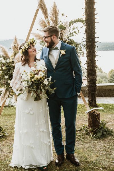  White Wedding Dress With Flowers