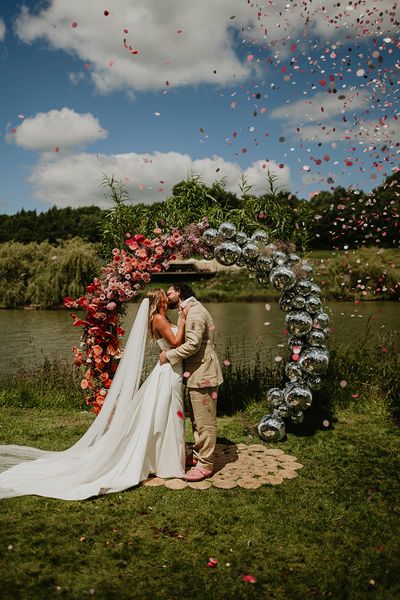 pink-disco-festival-wedding-at-hadsham-farm