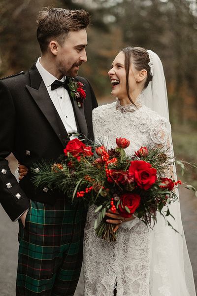 festive-christmas-weekend-wedding-in-scotland