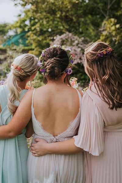 bridal-party-wedding-hairstyles