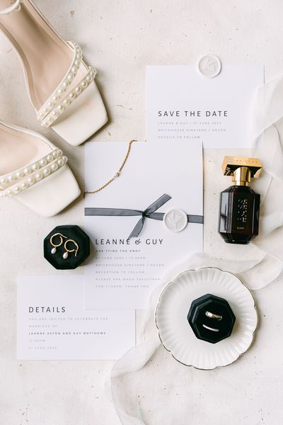 Nova Collection Invitation Suite. Photo by Tara Statton Photography.