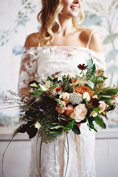 Elegant Summer Inspiration at St Giles House, Dorset by Jessica Roberts Design | Living Coral, White & Green Flowers | Tablescape | Imogen Xiana Photography