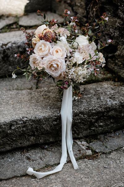 Outdoor Cornish Wedding at Boconnoc Estate | Lace Pronovias Wedding Dress | Mint Green Bridesmaid Dresses | Nick Walker Photography