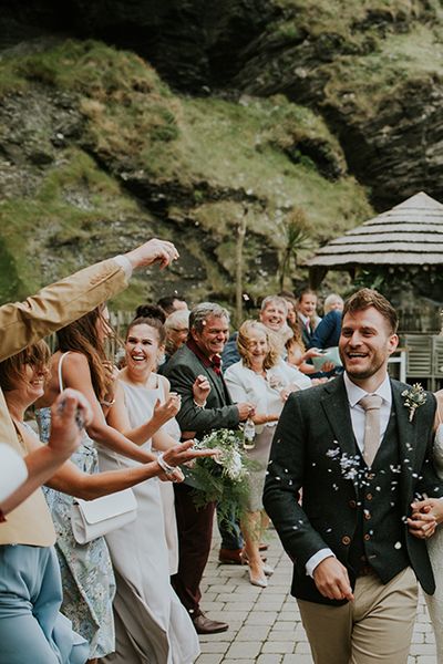 Tunnels Beaches Wedding