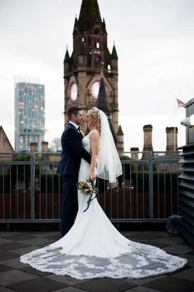 16253 mr mrs sinclair 453