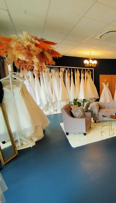 Lara Belle Bridal Boutique