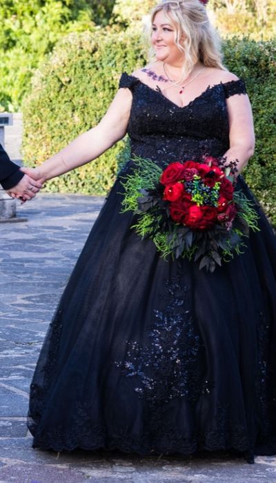 Plus size black wedding dress online