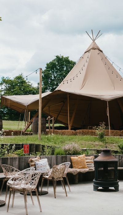 Oak Tree Barn Weddings Ltd