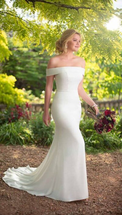 6907 wedding dress