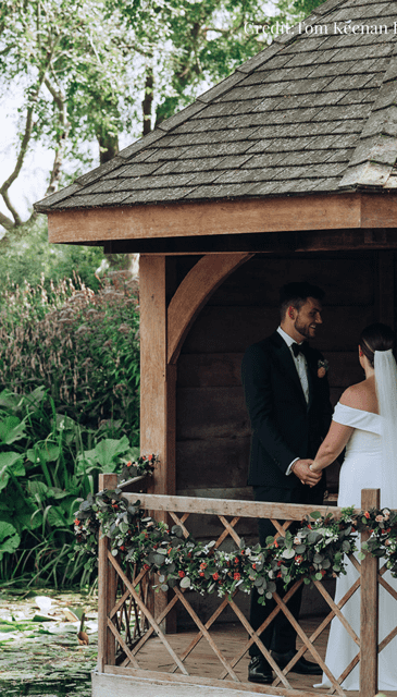 Sunflower Ceremonies : Wedding Celebrant