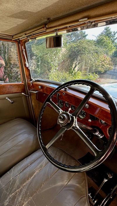 Dickie's Chauffeured Classic Cars