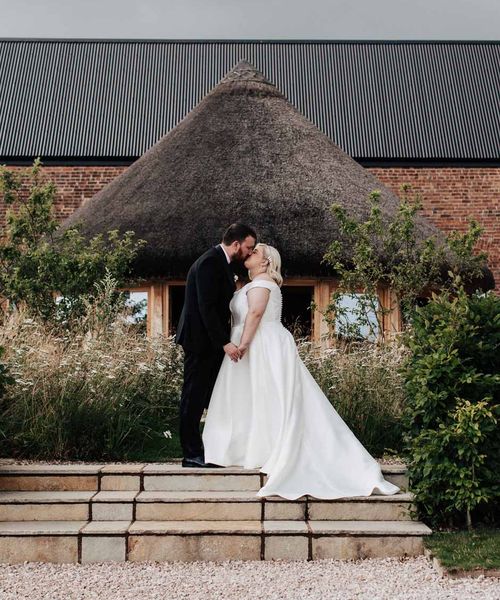 brickhouse vineyard devon wedding