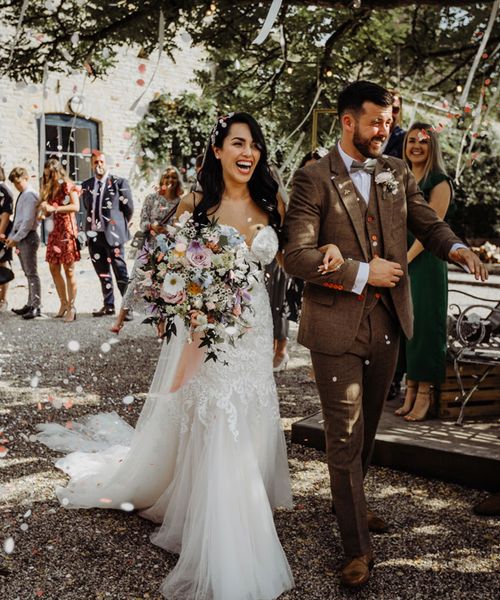 lace and tulle wedding dress