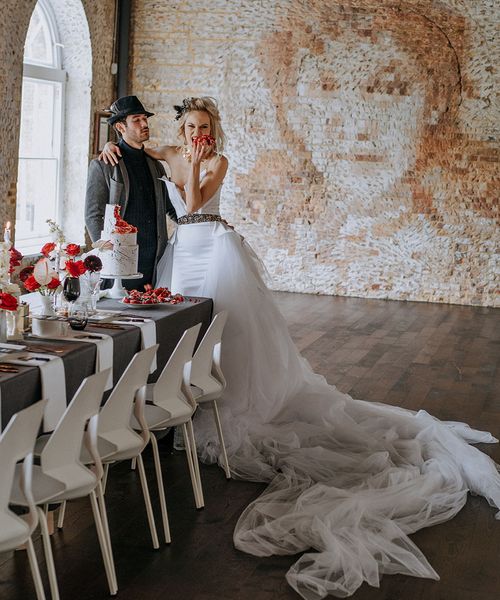 black red and white wedding decor for cruella DeVil inspired wedding inspiration shoot