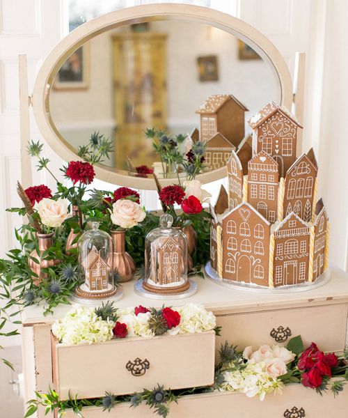  C5 gingerbread house for a festive christmas wedding Cover 1