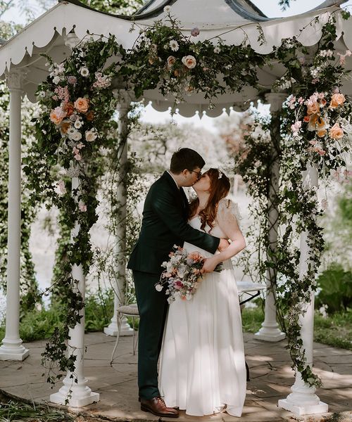 ethereal Preston Court wedding venue with neutral wedding flowers