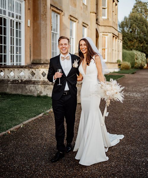 Nonsuch mansion wedding with champagne colour palette