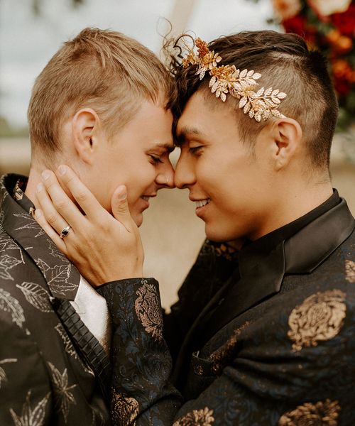 unique gay wedding ideas