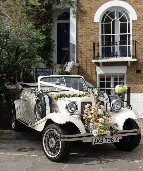 AB Chauffeurs wedding car and The Wedding Shop Townhouse event