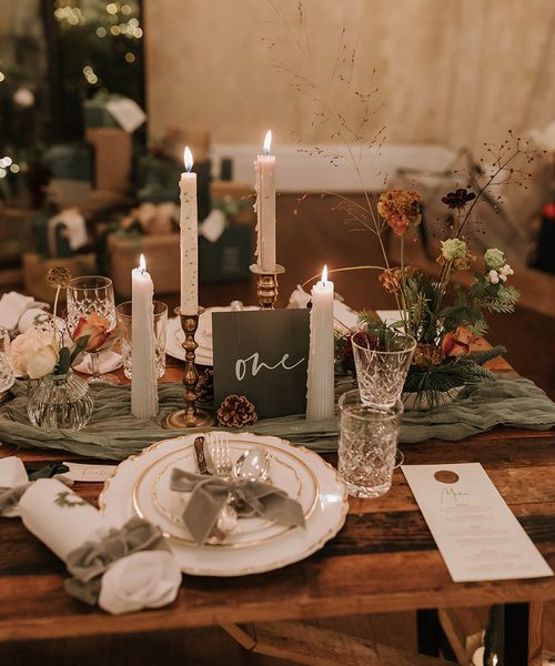 Green Christmas theme wedding at Ripple Court Estate