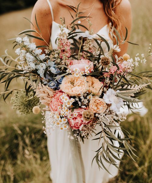 How To Choose Your Wedding Florist 