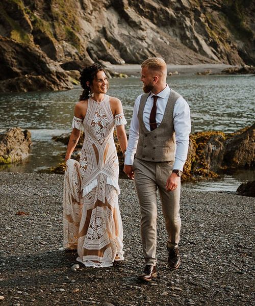 Tunnels Beaches wedding with boho wedding dress