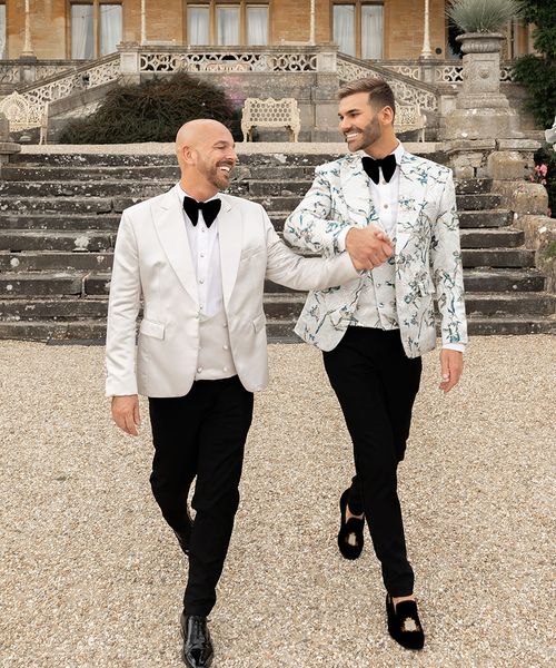 gay luxe wedding at Orchardleigh Estate