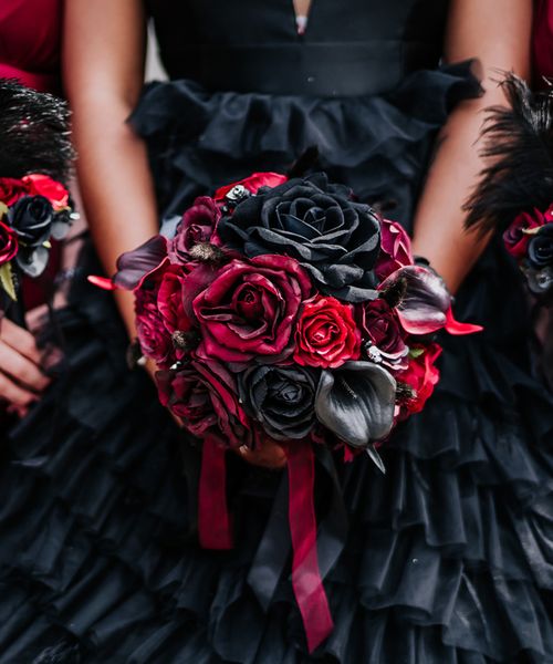 red and black rose wedding bouquet gothic wedding ideas