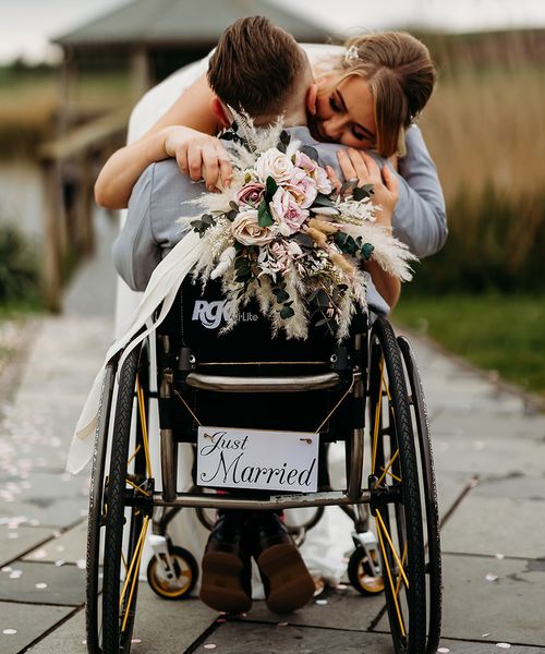 becky-frankie-quantock-lakes-wedding 