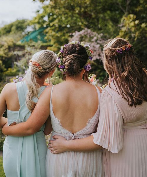 bridal-party-wedding-hairstyles