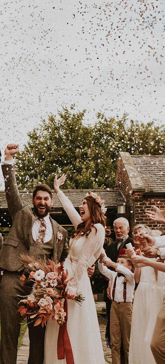 Thwaite Mills & Northern Monk Brewery wedding with confetti moment