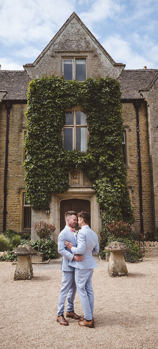 hyde-house-wedding-with-two-grooms-for-gay-wedding