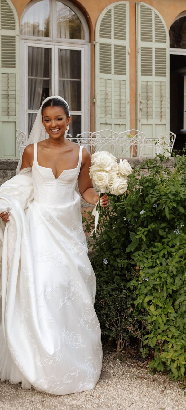 bride-wearing-classic-hollywood-glamour-suzanne-neville-wedding-dress-at-fench-riviera