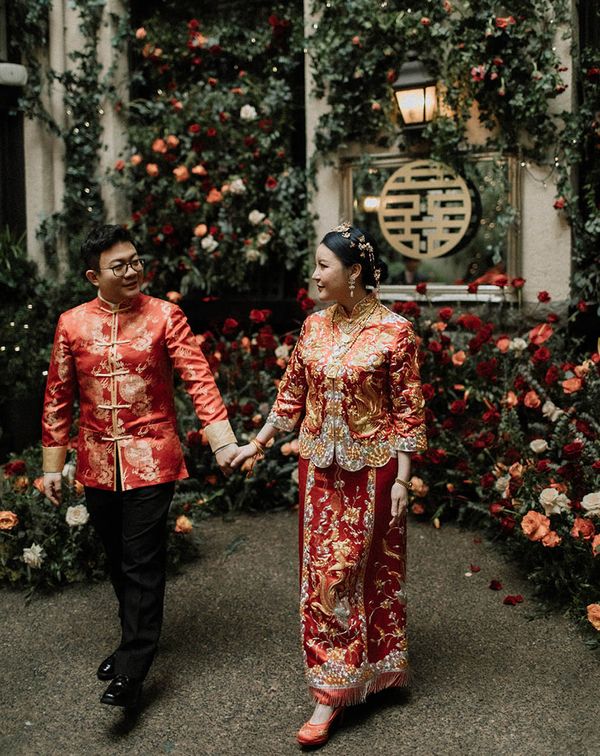 Chinese wedding tea ceremony for Vancouver wedding with bride and groom in traditional Chinese attire.