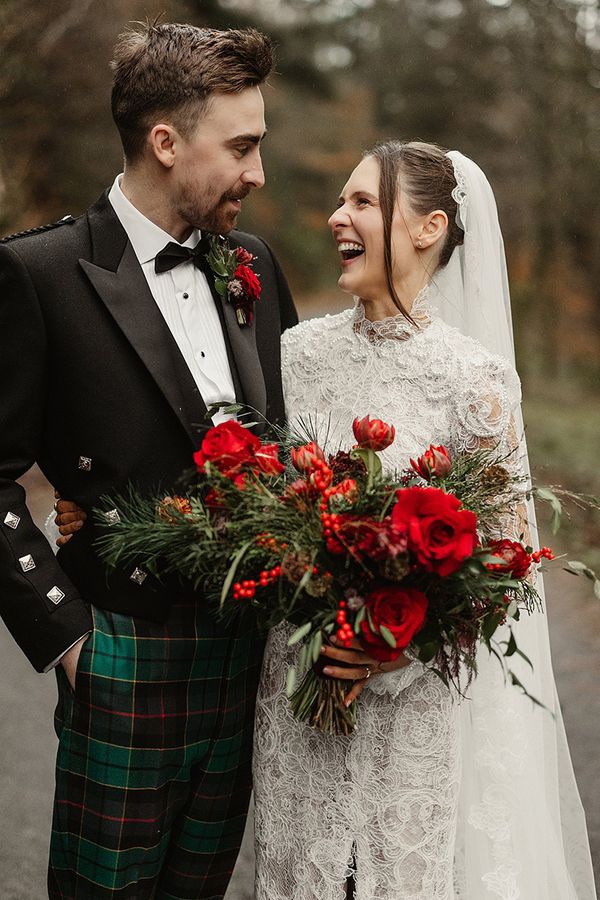 festive-christmas-weekend-wedding-in-scotland