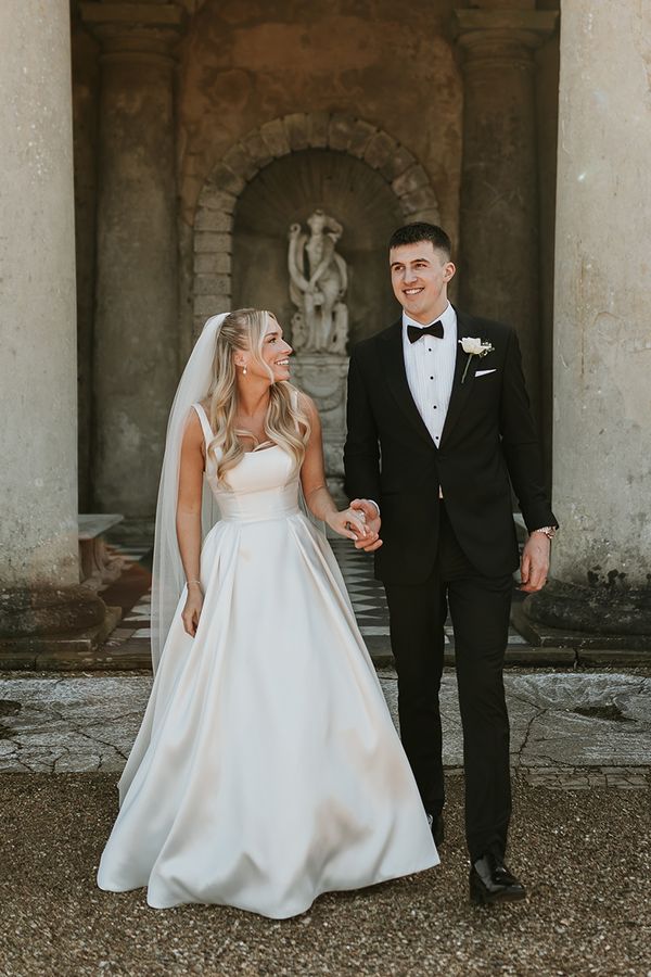 emily-robbie-wotton-house-wedding