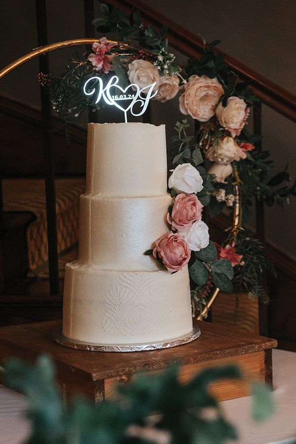 kirsty-james-glewstone-court-country-house-wedding