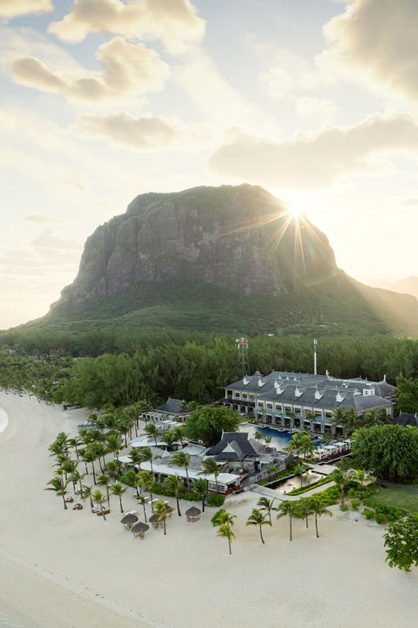 the-st-regis-le-morne-resort-mauritius