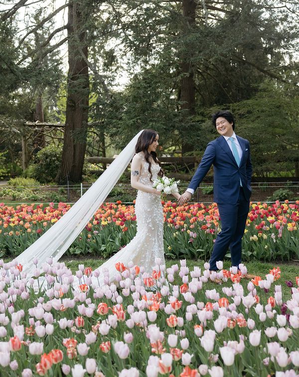 dedania chris tulip garden spring wedding