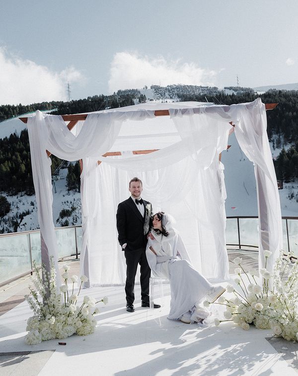 Manuela & Josh's 90s Après-Ski Glamour Wedding in Andorra